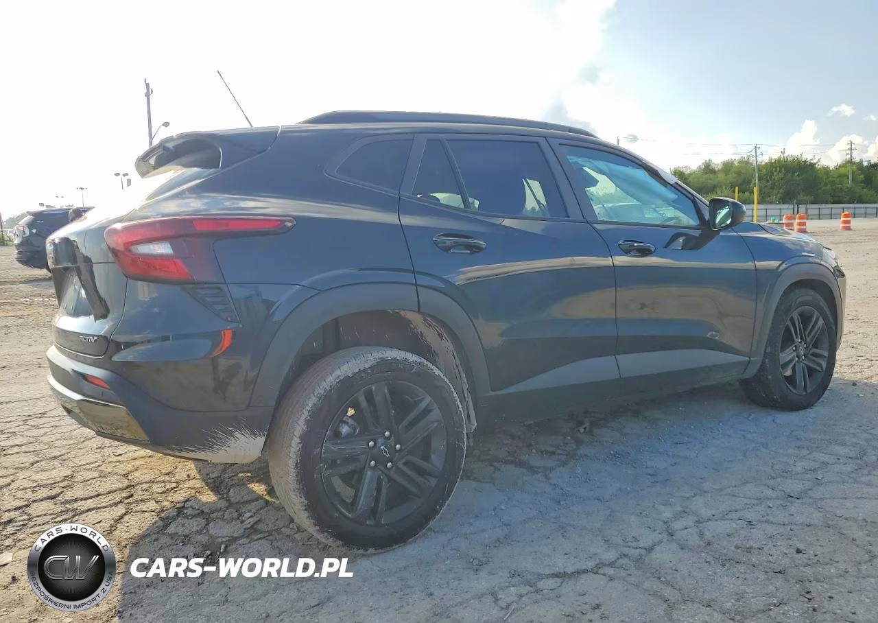 2025 Chevrolet Trax Activ VIN:KL77LKEP0SC210748 - 3