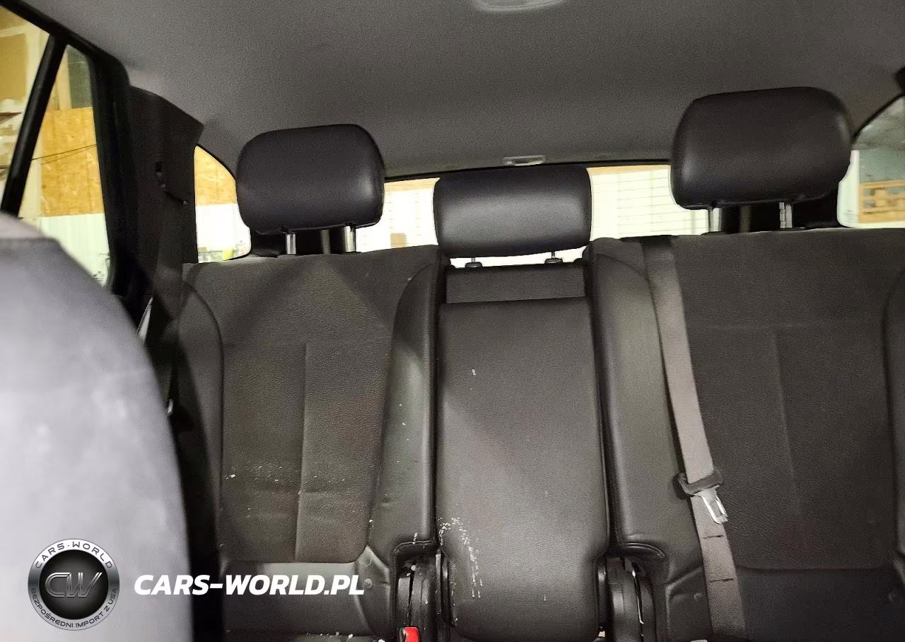 2012 Hyundai Santa Fe Se VIN:5XYZHDAG0CG097976 - 10