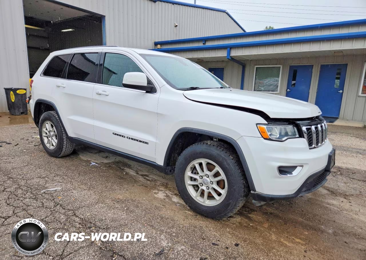 2020 Jeep Grand Cherokee Laredo VIN:1C4RJFAG8LC444460 - 4