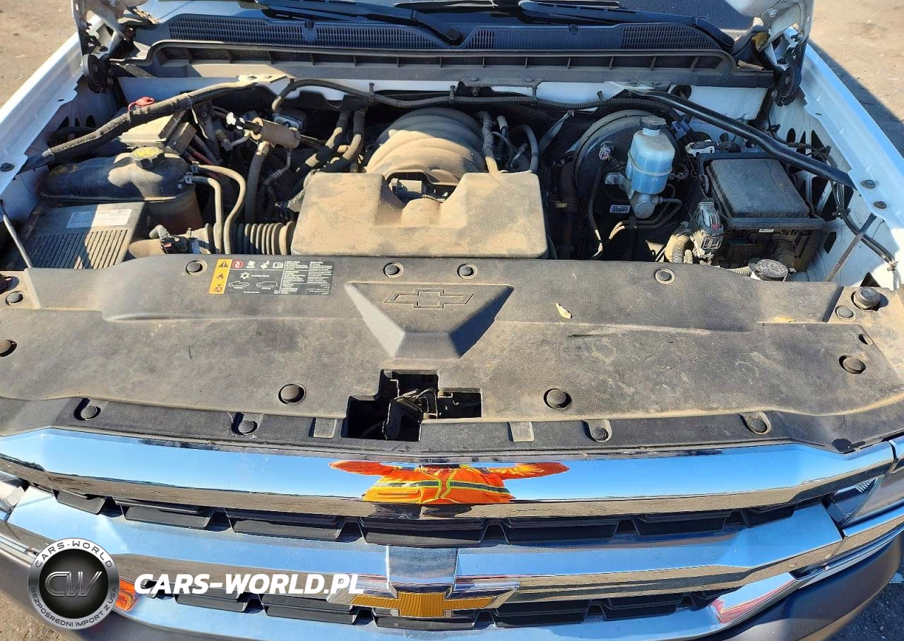 2018 Chevrolet Silverado C1500 VIN:1GCNCNEH1JZ372212 - 11
