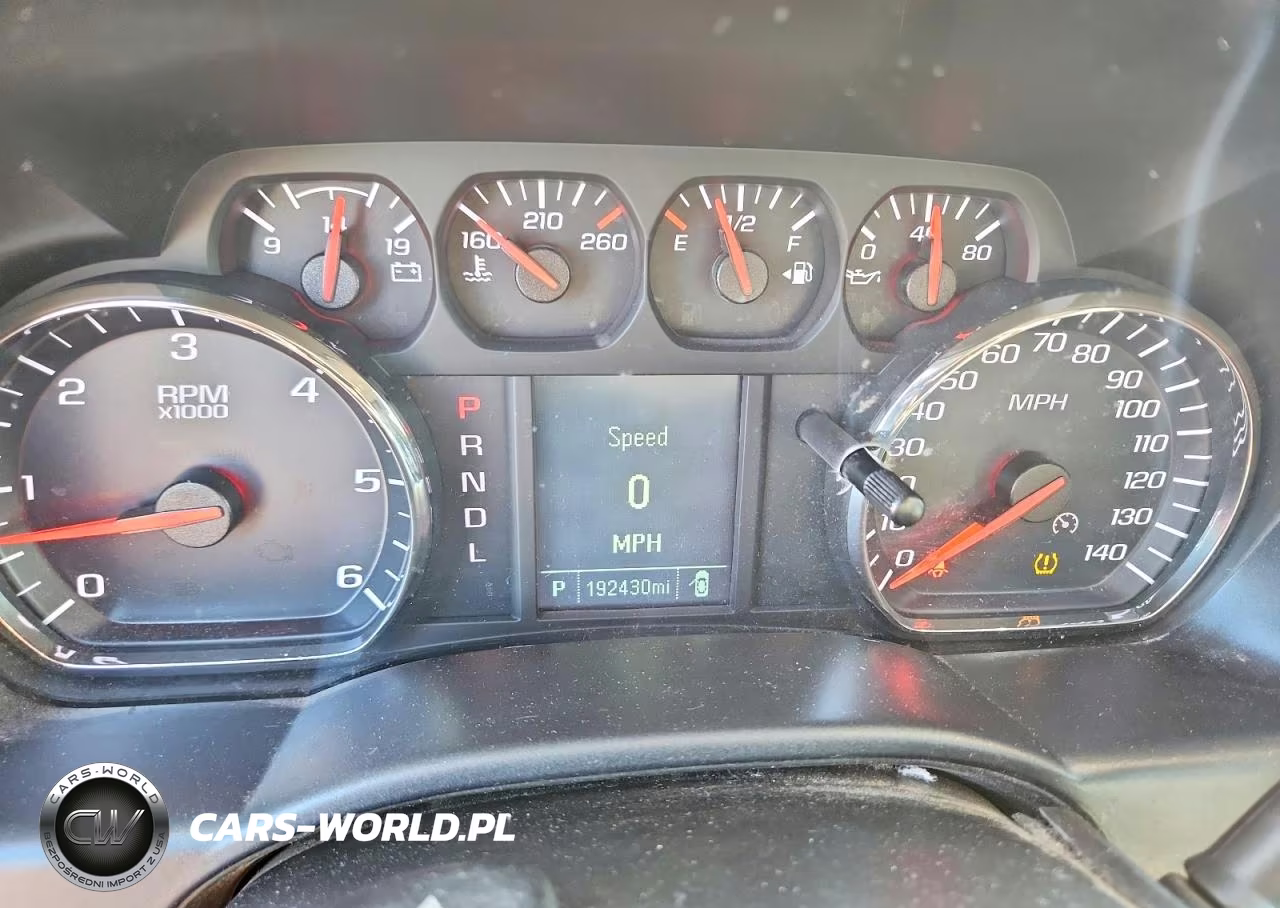 2018 Chevrolet Silverado C1500 VIN:1GCNCNEH1JZ372212 - 9
