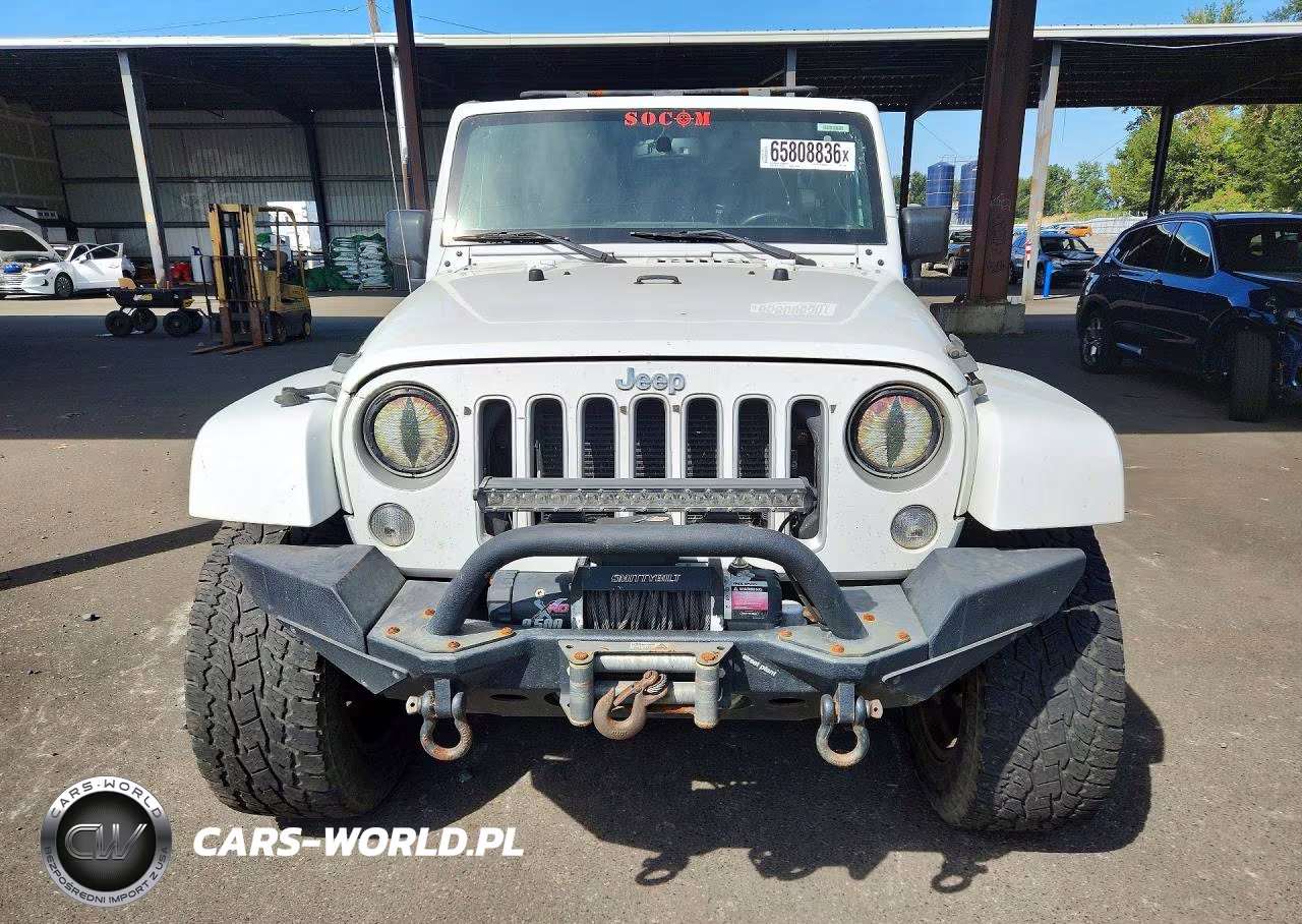 2017 Jeep Wrangler Unlimited Sahara VIN:1C4HJWEG5HL714385 - 5