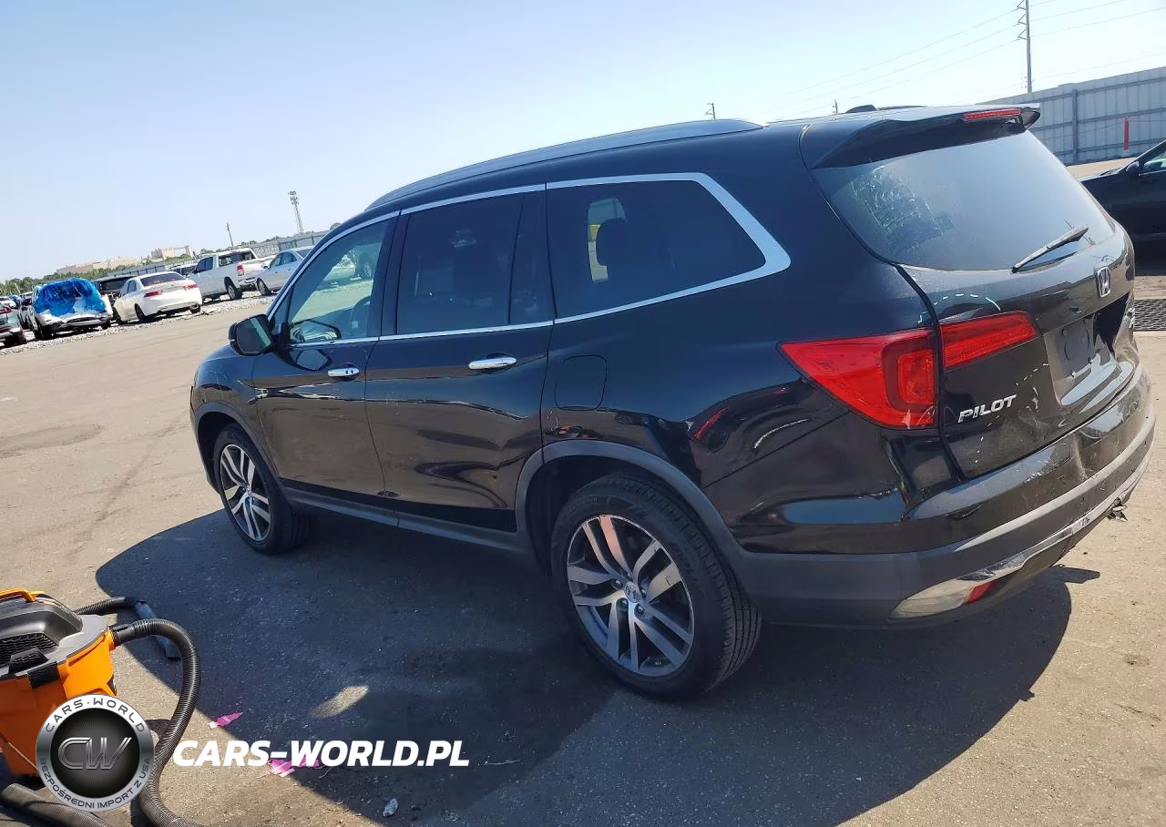 2016 Honda Pilot Touring VIN:5FNYF6H96GB124373 - 2