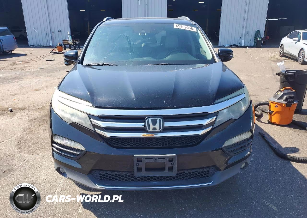 2016 Honda Pilot Touring VIN:5FNYF6H96GB124373 - 5