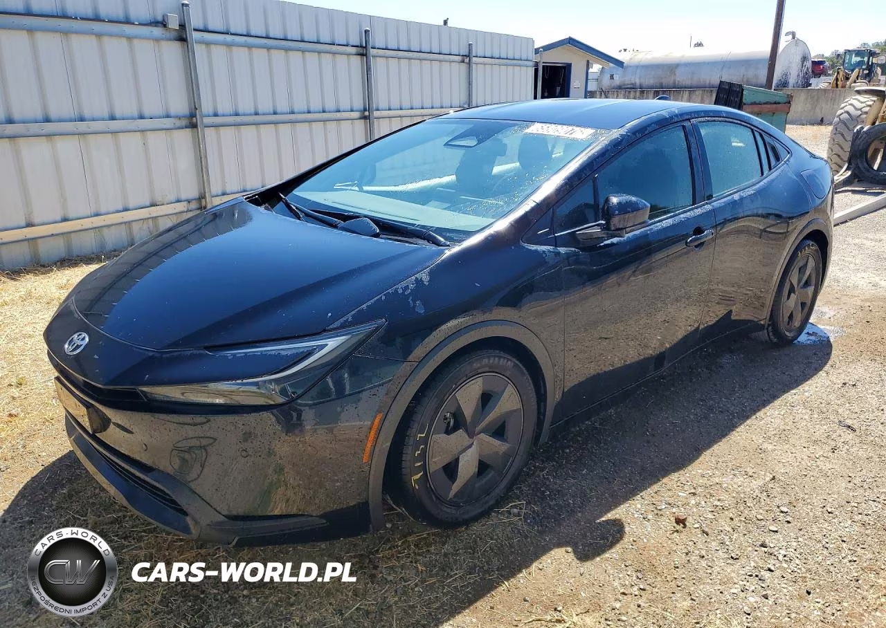 2024 Toyota Prius Le – zdjęcie 1 z 12
