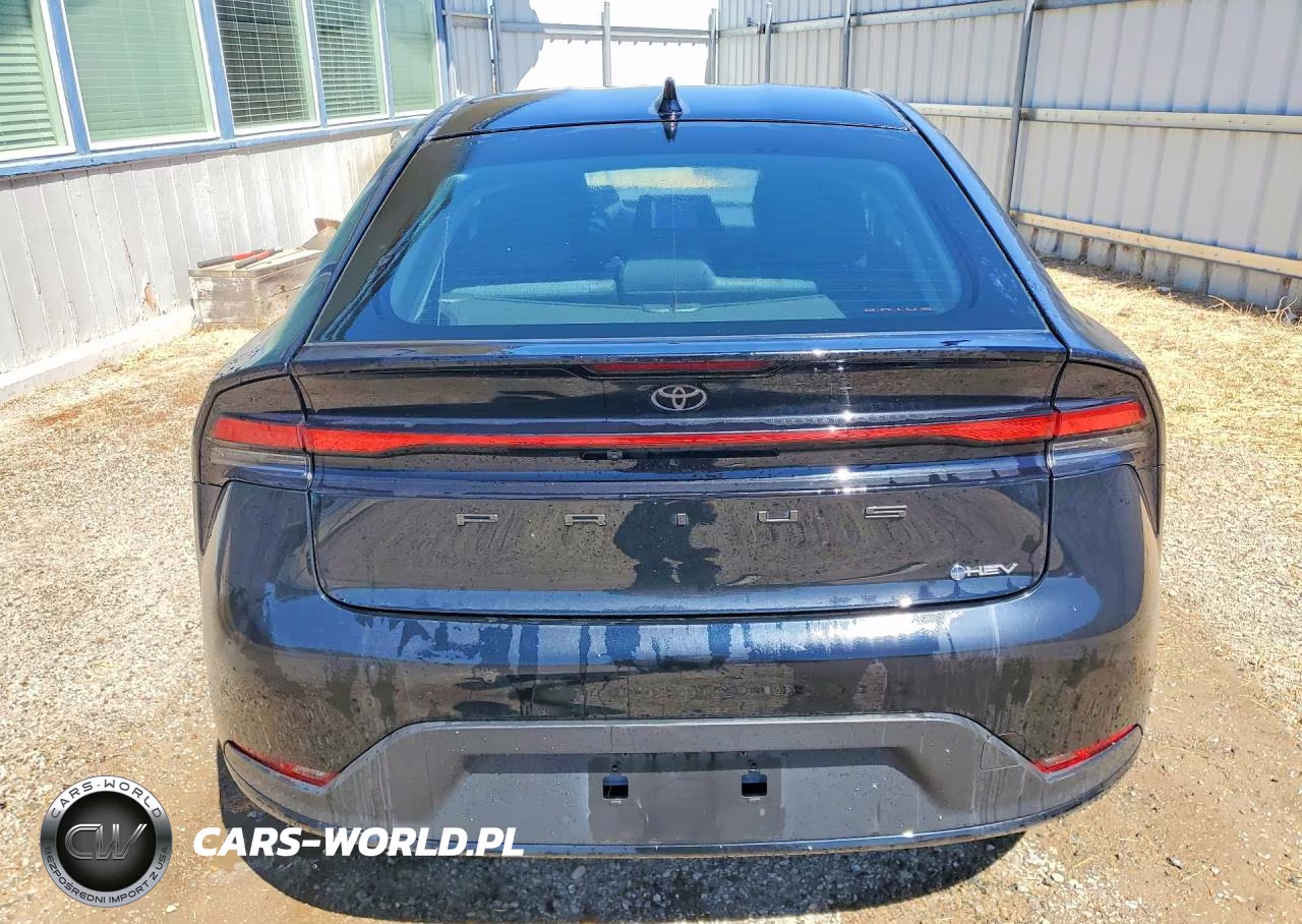 2024 Toyota Prius Le VIN:JTDACAAU2R3025965 - 6
