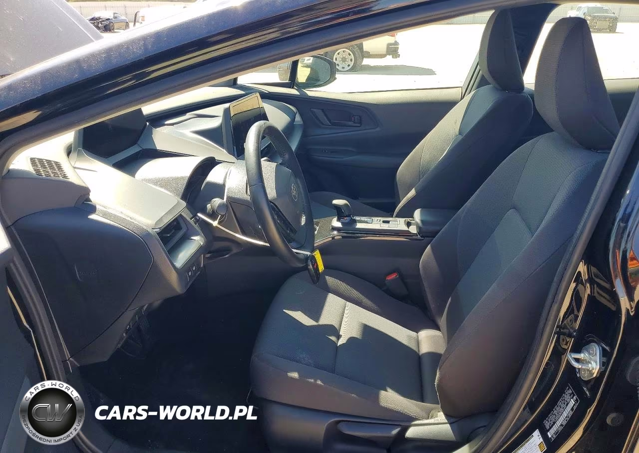 2024 Toyota Prius Le VIN:JTDACAAU2R3025965 - 7