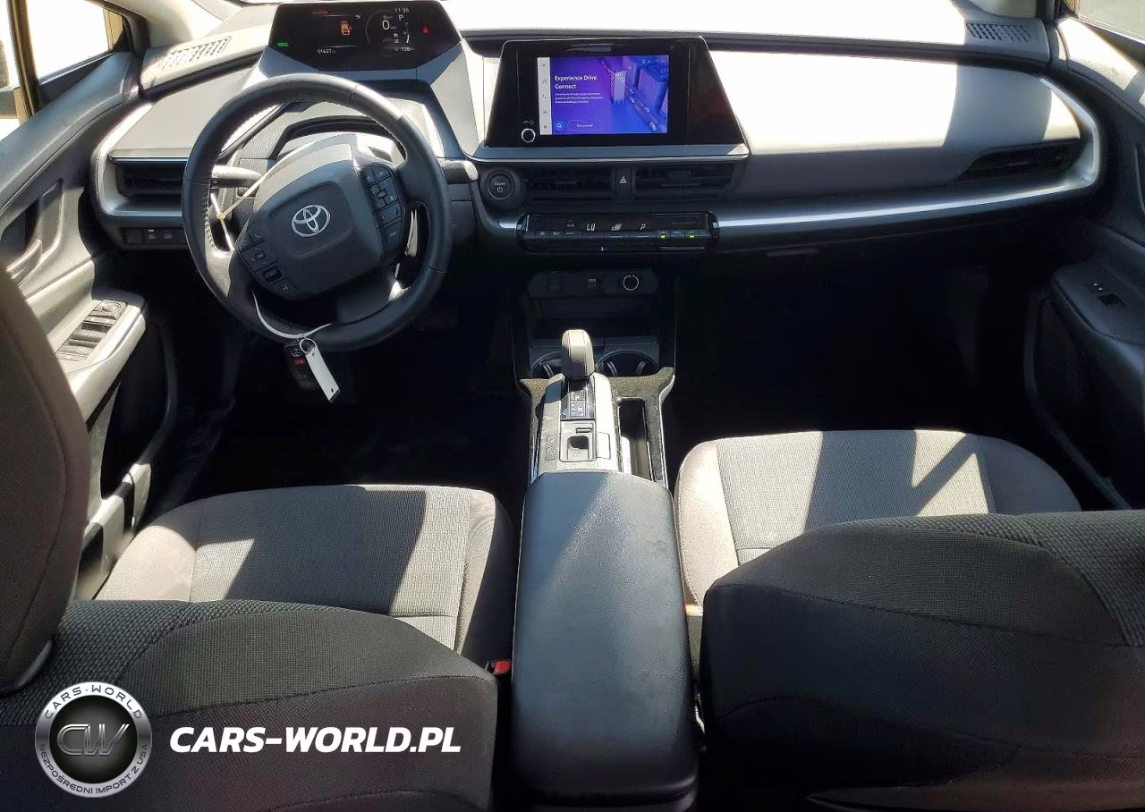 2024 Toyota Prius Le VIN:JTDACAAU2R3025965 - 8