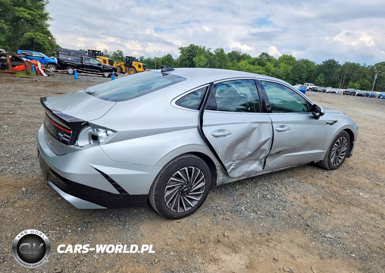 2025 Hyundai Sonata Hybrid Sel VIN:KMHL34JJ8SA104652 - 3