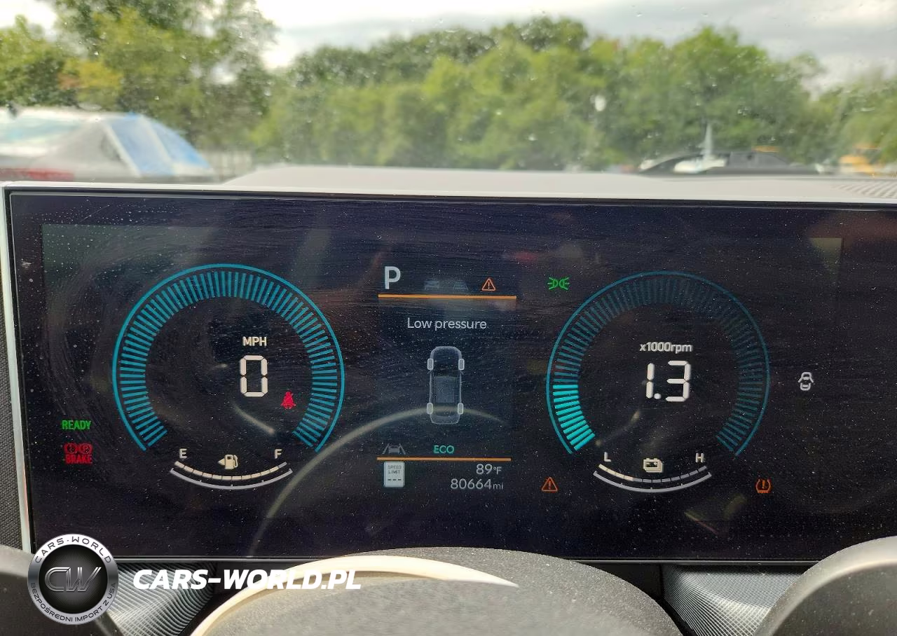 2025 Hyundai Sonata Hybrid Sel VIN:KMHL34JJ8SA104652 - 9