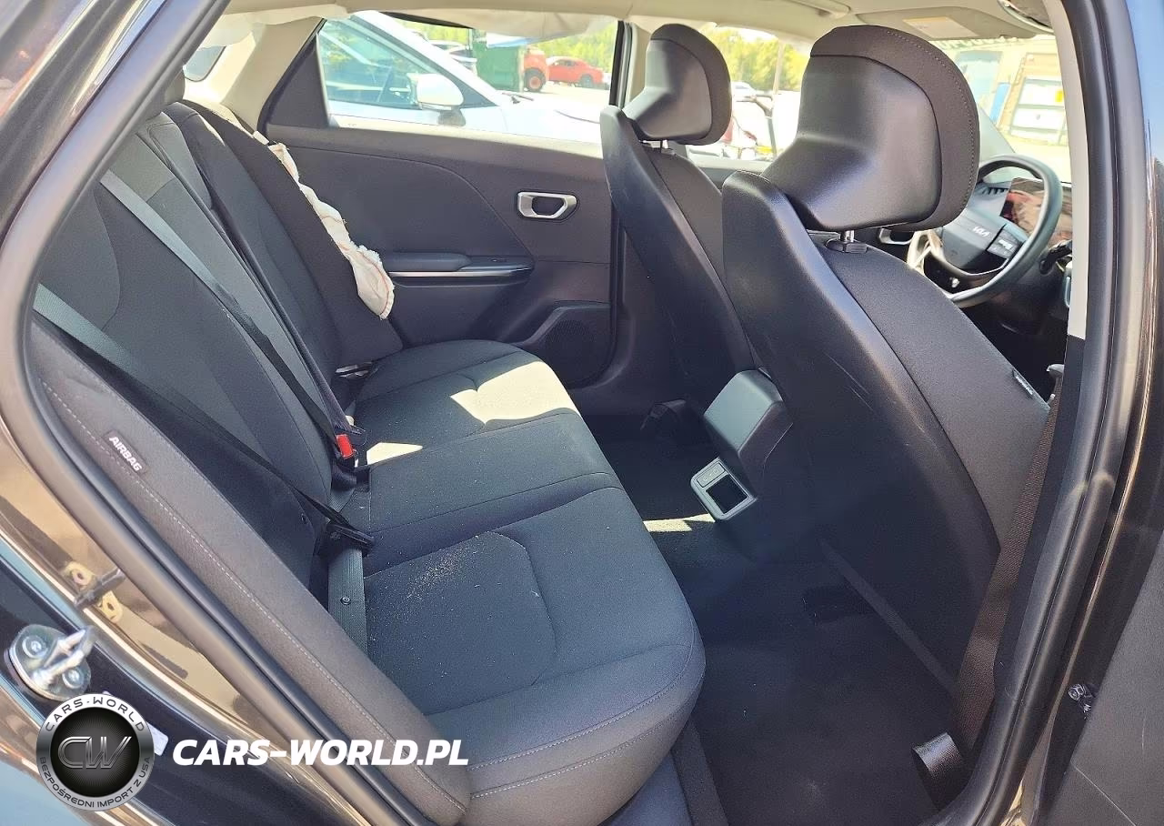 2026 Kia K4 Lxs VIN:3KPFT4DE1TE253953 - 10