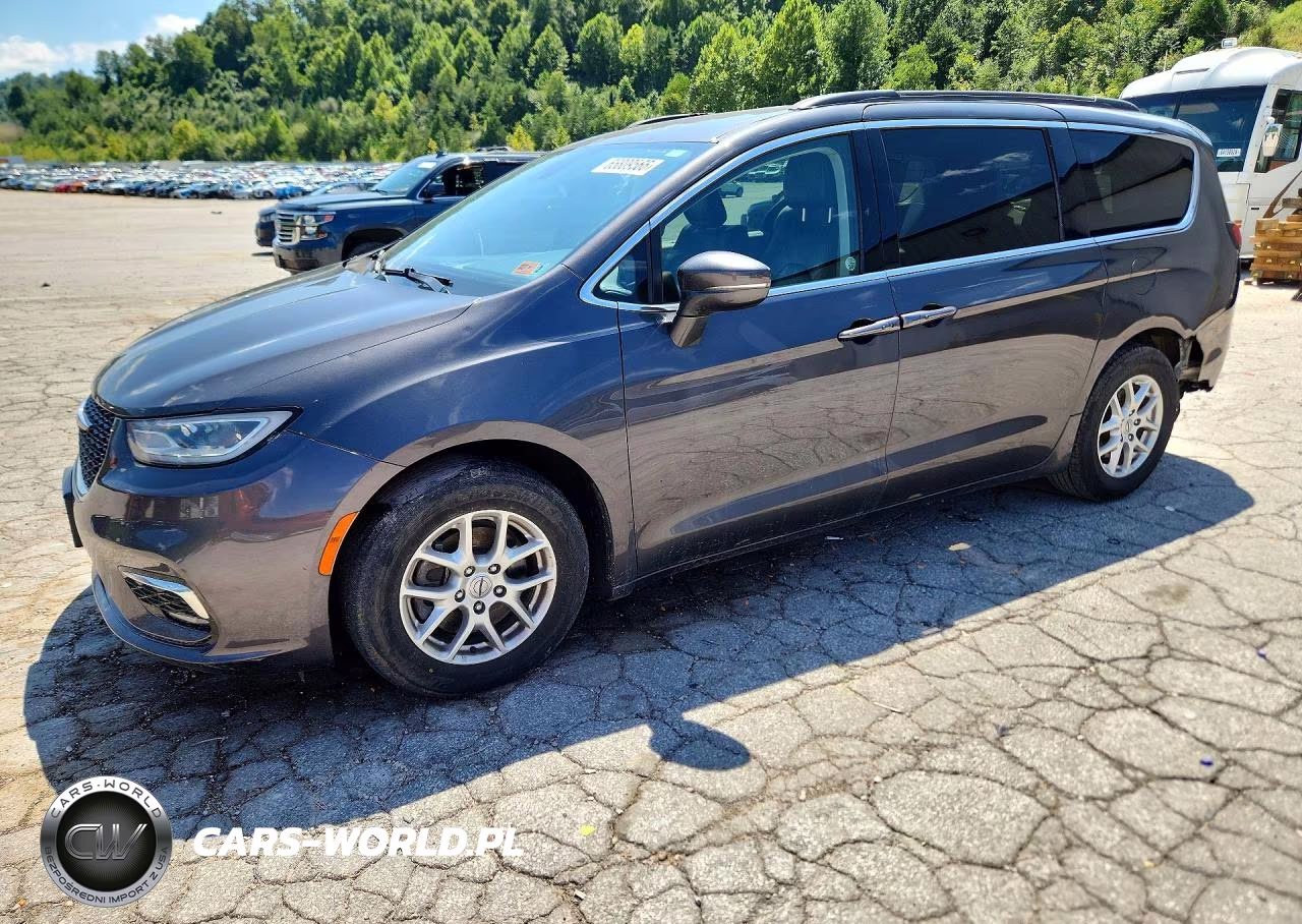 2022 Chrysler Pacifica Touring L VIN:2C4RC1BG2NR122211 - 1