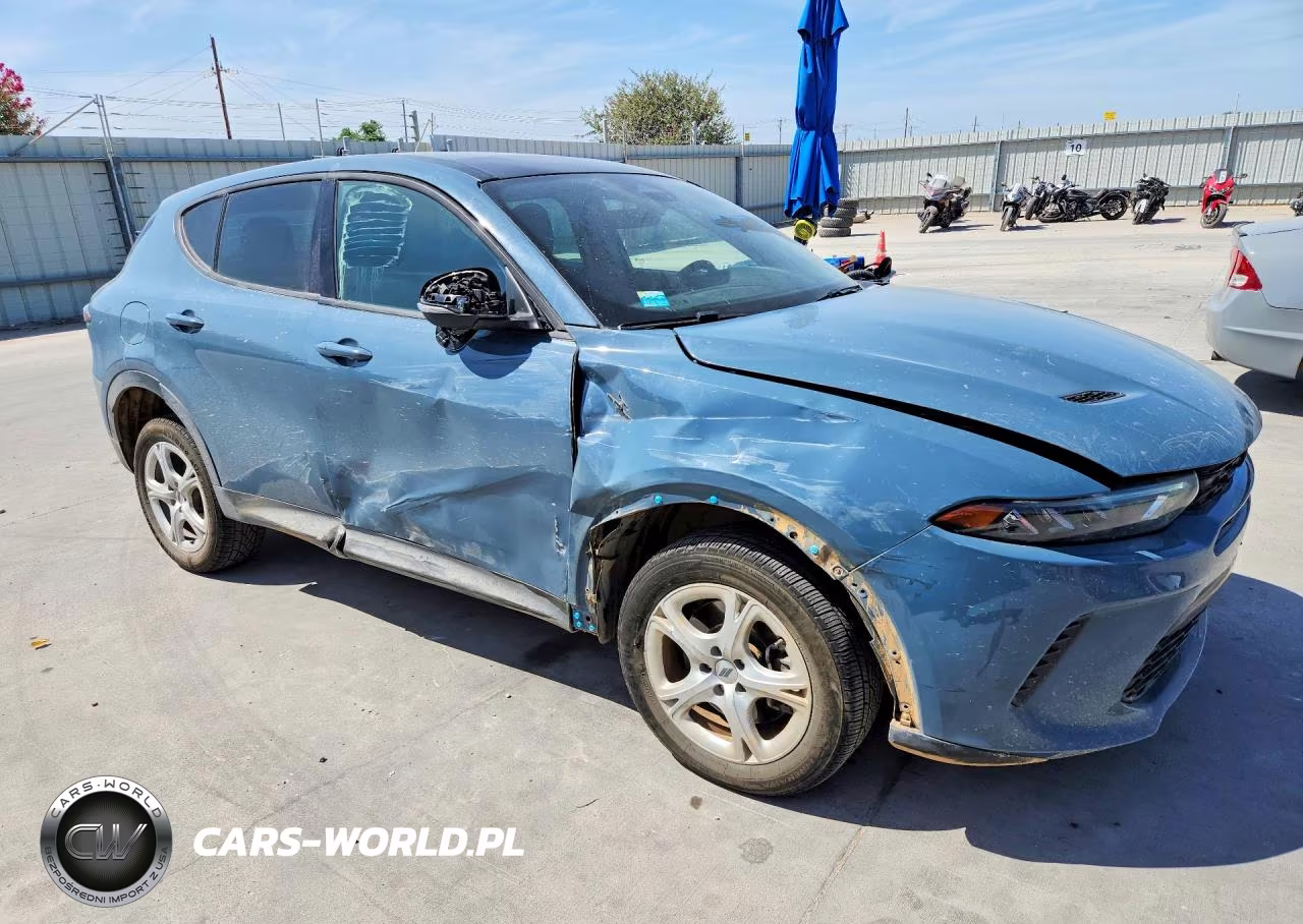 2023 Dodge Hornet Gt Plus VIN:ZACNDFBN6P3A02580 - 4