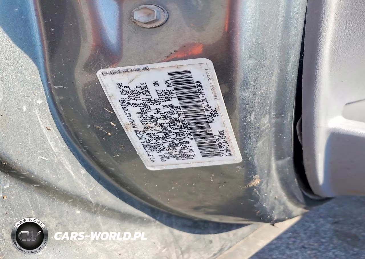2000 Toyota Sienna Le VIN:4T3ZF13C8YU179705 - 13