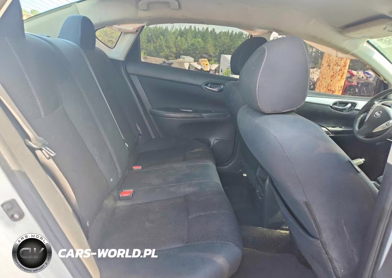 2016 Nissan Sentra S VIN:3N1AB7AP5GY218652 - 10