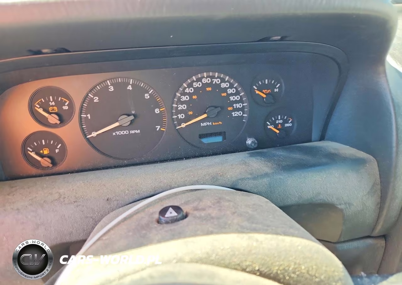 2004 Jeep Grand Cherokee Laredo VIN:1J8GW48S94C314382 - 9