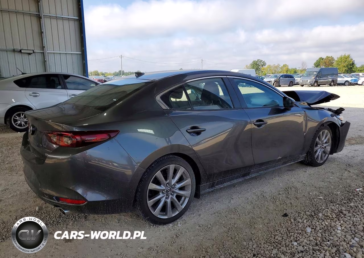 2019 Mazda 3 Preferred Plus VIN:JM1BPACL6K1108412 - 3
