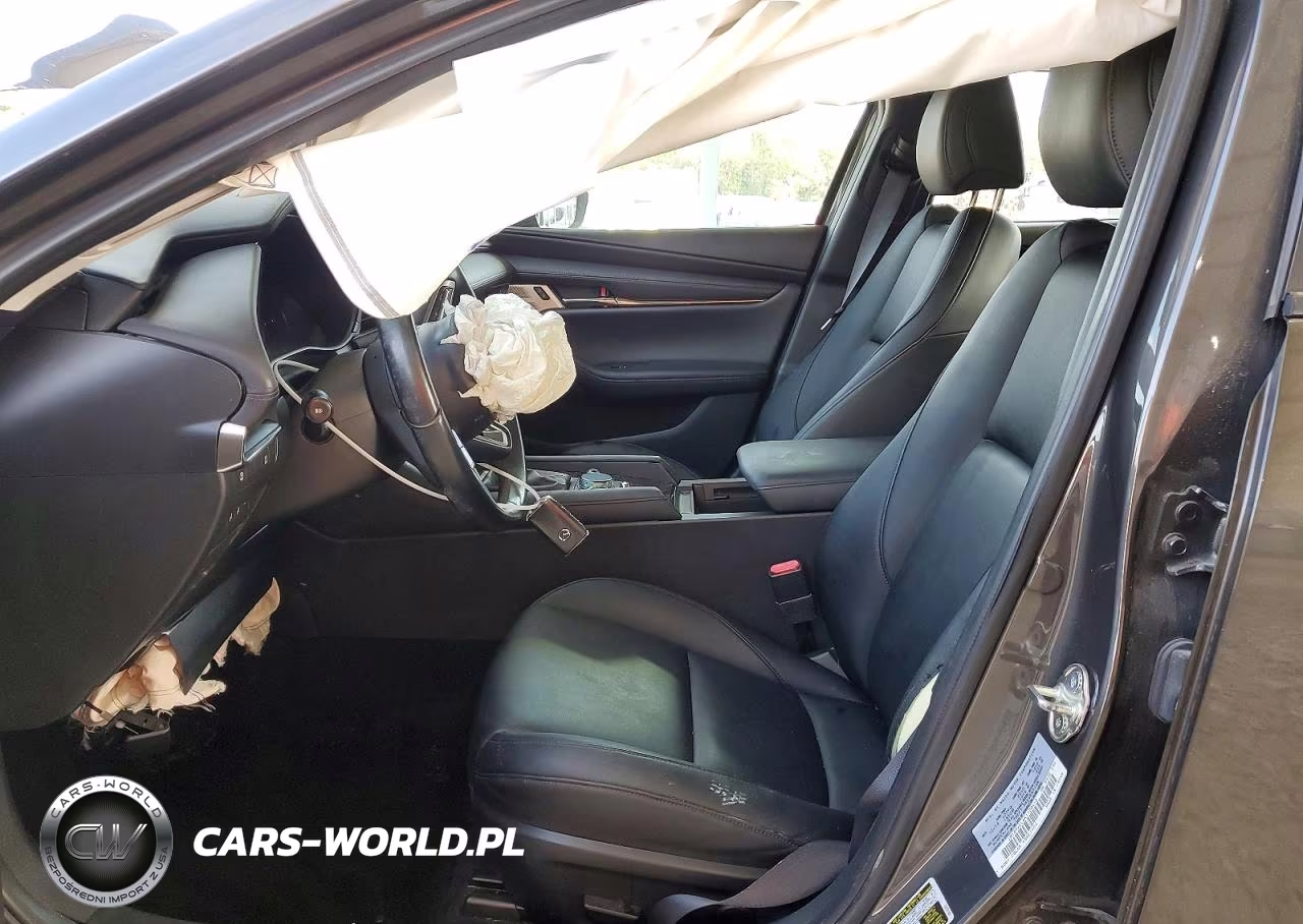 2019 Mazda 3 Preferred Plus VIN:JM1BPACL6K1108412 - 7