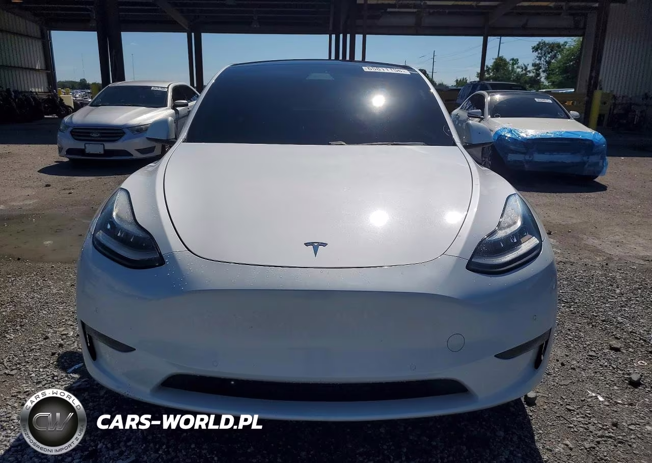 2020 Tesla Model Y VIN:5YJYGDEE8LF010551 - 5