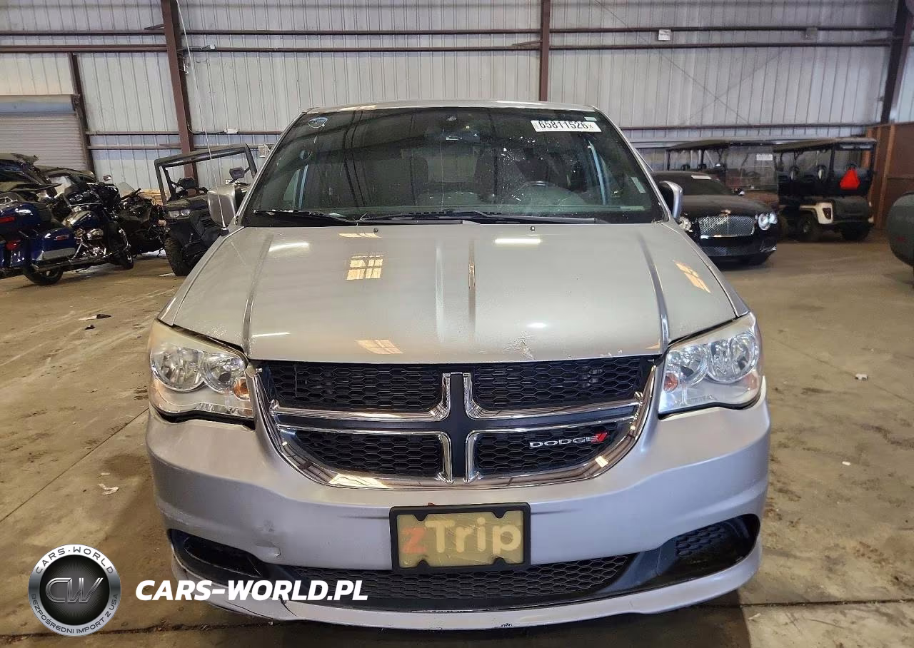 2018 Dodge Grand Caravan Sxt VIN:2C4RDGCG6JR256339 - 5