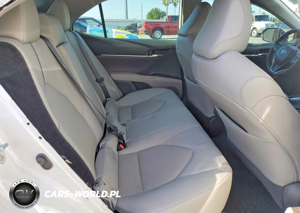 2021 Toyota Camry Xle VIN:4T1F11AK6MU444202 - 10