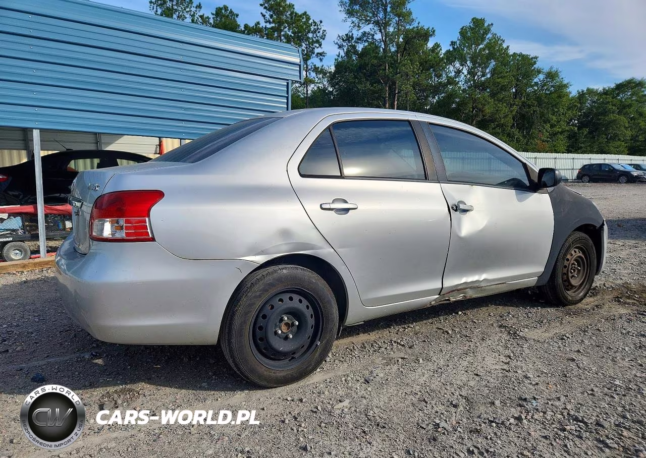 2012 Toyota Yaris Fleet VIN:JTDBT4K36CL017984 - 3