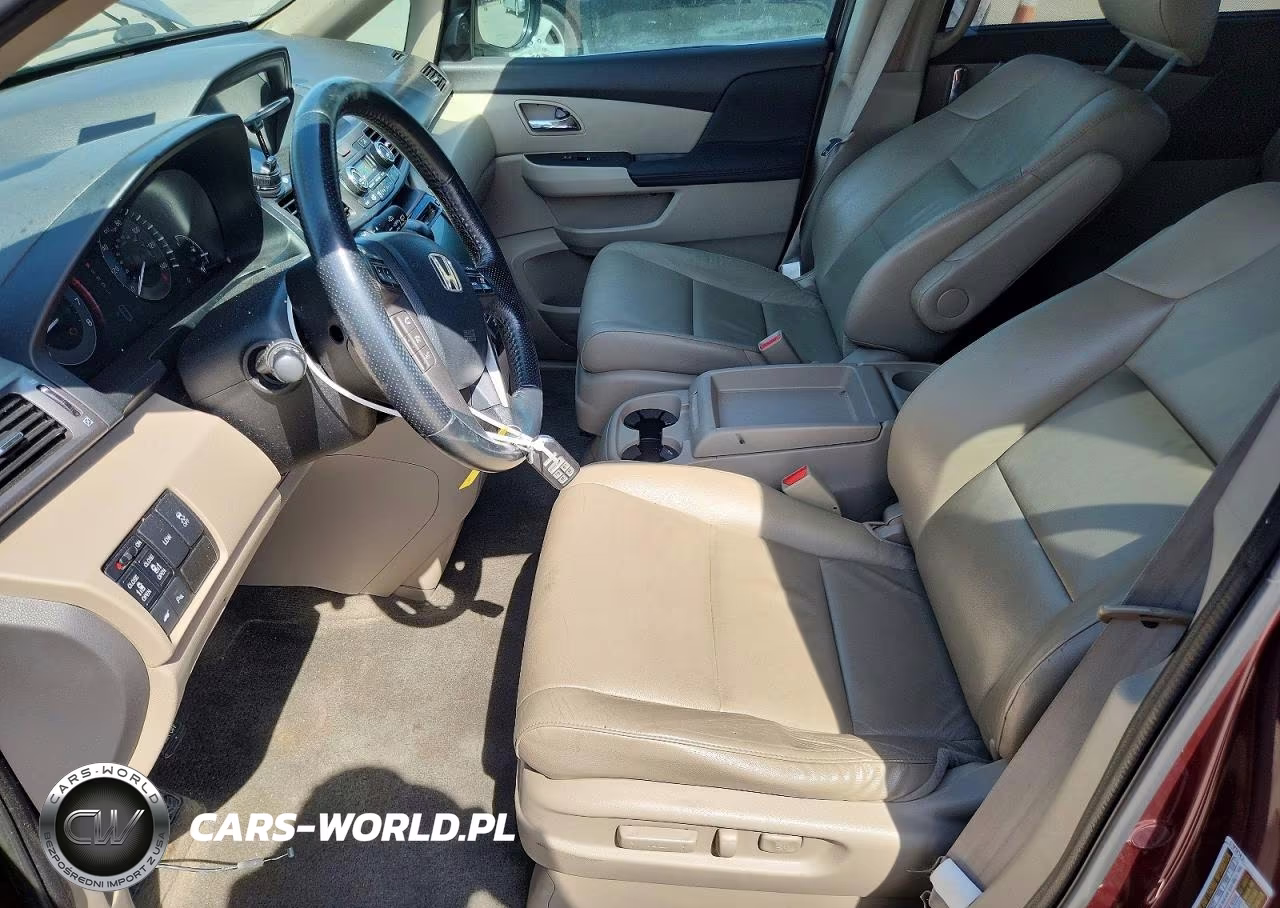 2014 Honda Odyssey Touring VIN:5FNRL5H9XEB111629 - 7