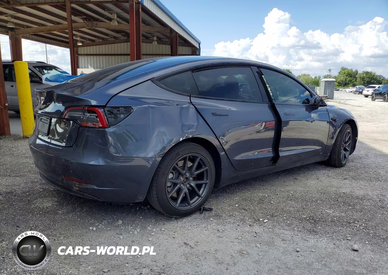 2023 Tesla Model 3 VIN:5YJ3E1EAXPF498757 - 3