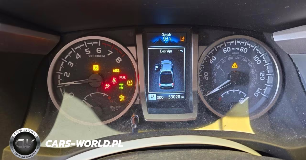 2023 Toyota Tacoma Double Cab VIN:3TMCZ5AN7PM548983 - 9