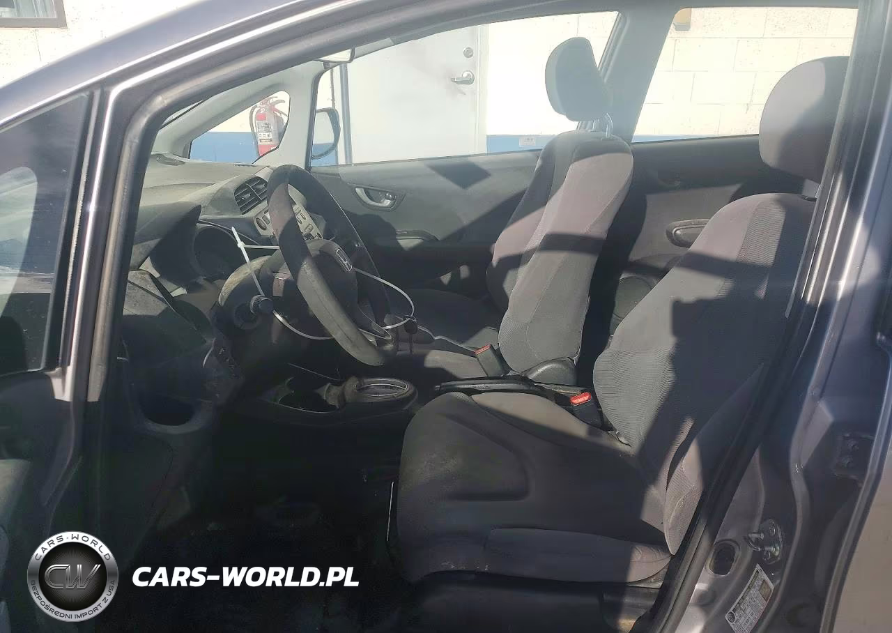 2010 Honda Fit VIN:JHMGE8H29AS023432 - 7