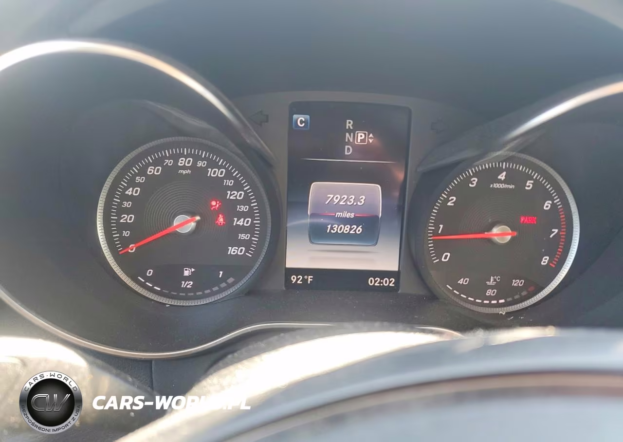 2015 Mercedes-Benz C 300 4Matic VIN:55SWF4KB3FU061088 - 9
