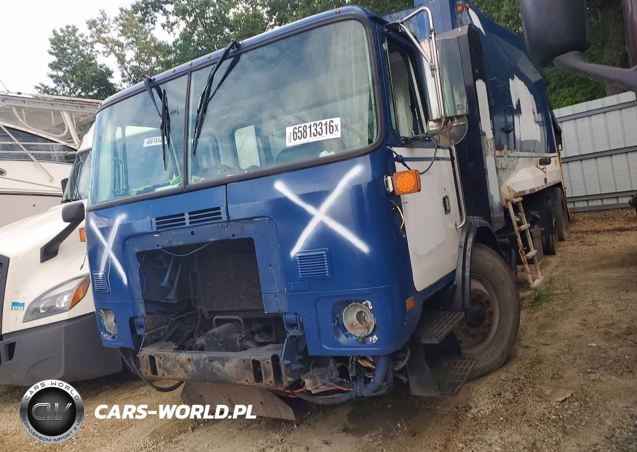 2011 Autocar Llc Xpeditor