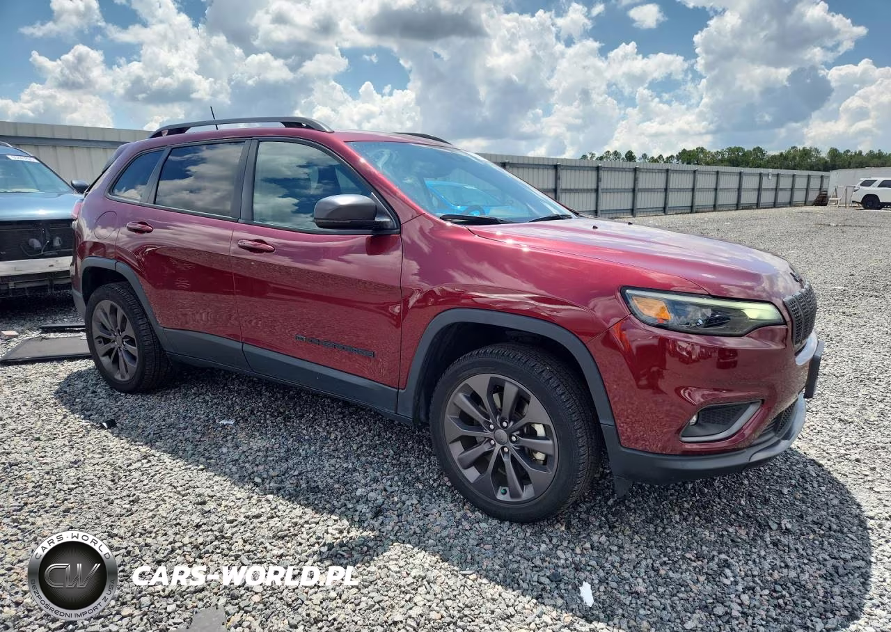 2021 Jeep Cherokee Latitude Lux VIN:1C4PJMMX3MD185864 - 4