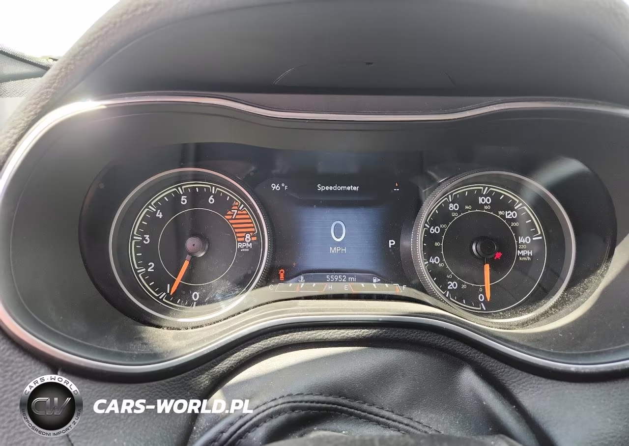 2021 Jeep Cherokee Latitude Lux VIN:1C4PJMMX3MD185864 - 9