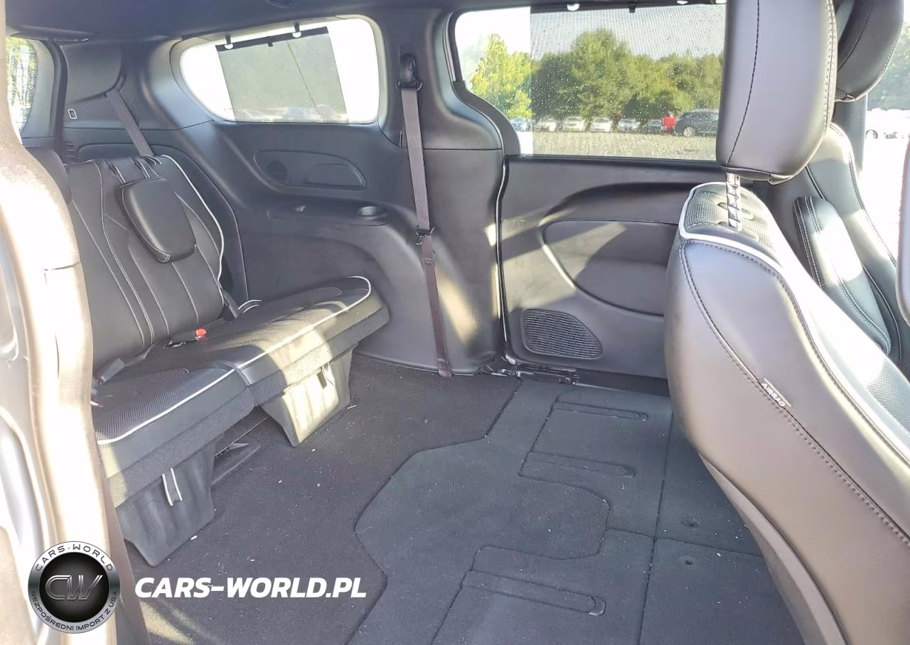2024 Chrysler Pacifica Limited VIN:2C4RC1GG3RR168712 - 11