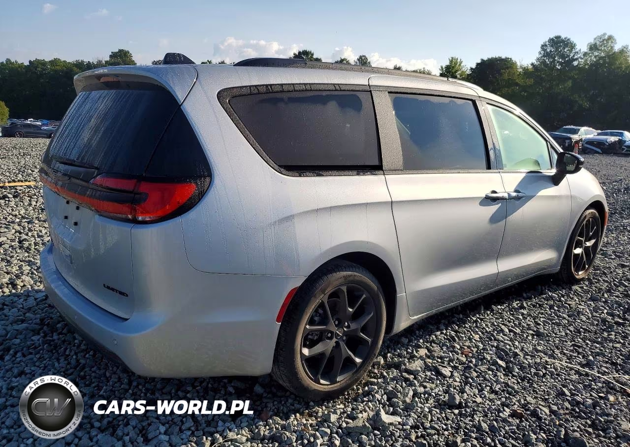 2024 Chrysler Pacifica Limited VIN:2C4RC1GG3RR168712 - 3