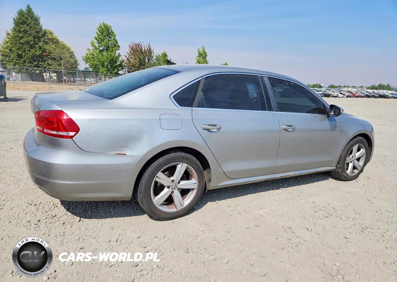 2012 Volkswagen Passat Se VIN:1VWBP7A32CC002774 - 3