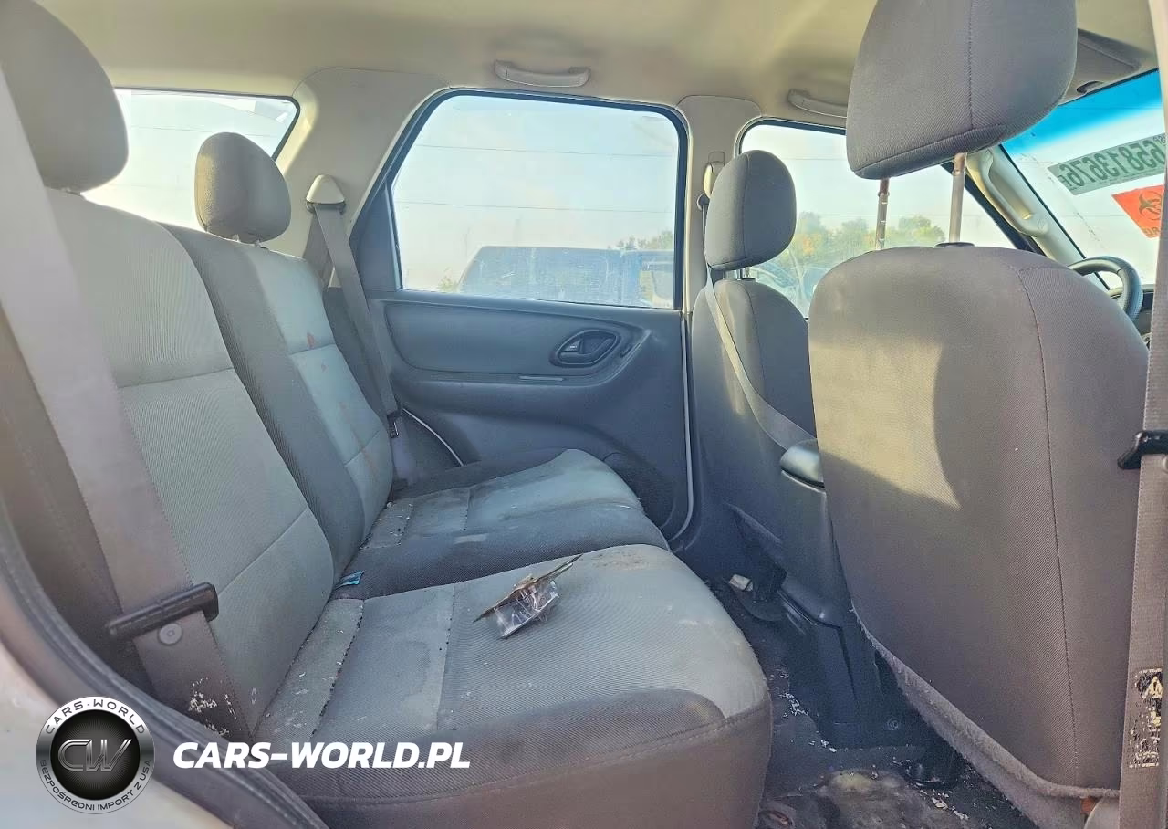 2004 Ford Escape Xls VIN:1FMYU02174KA16022 - 11