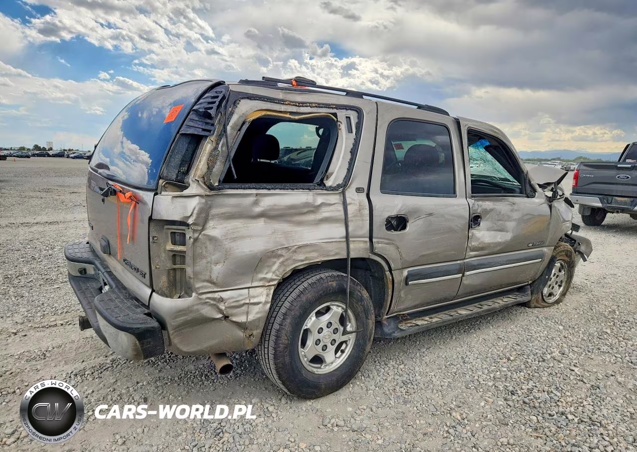 2002 Chevrolet Tahoe K1500 VIN:1GNEK13ZX2J199577 - 3