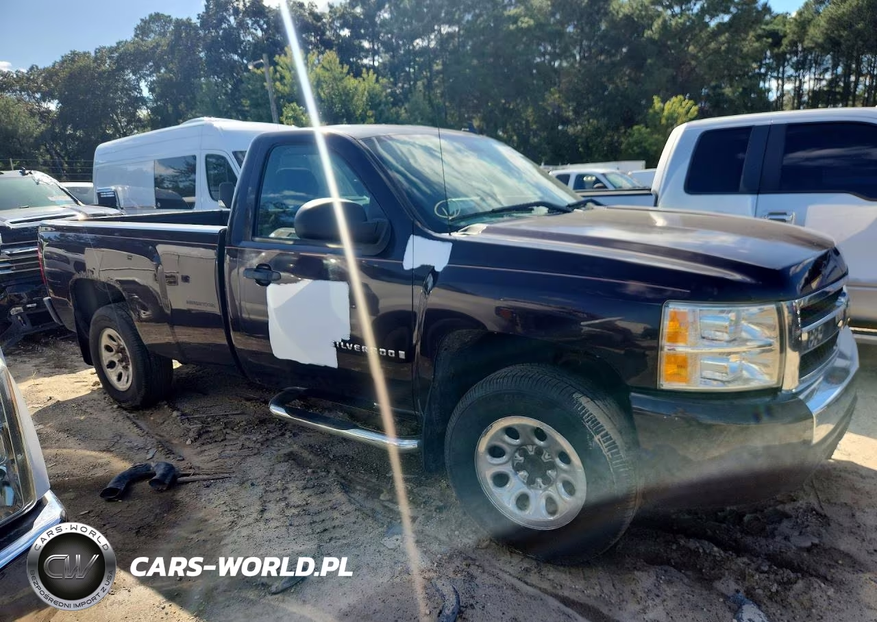 2008 Chevrolet Silverado C1500 VIN:1GCEC14C48E125301 - 4
