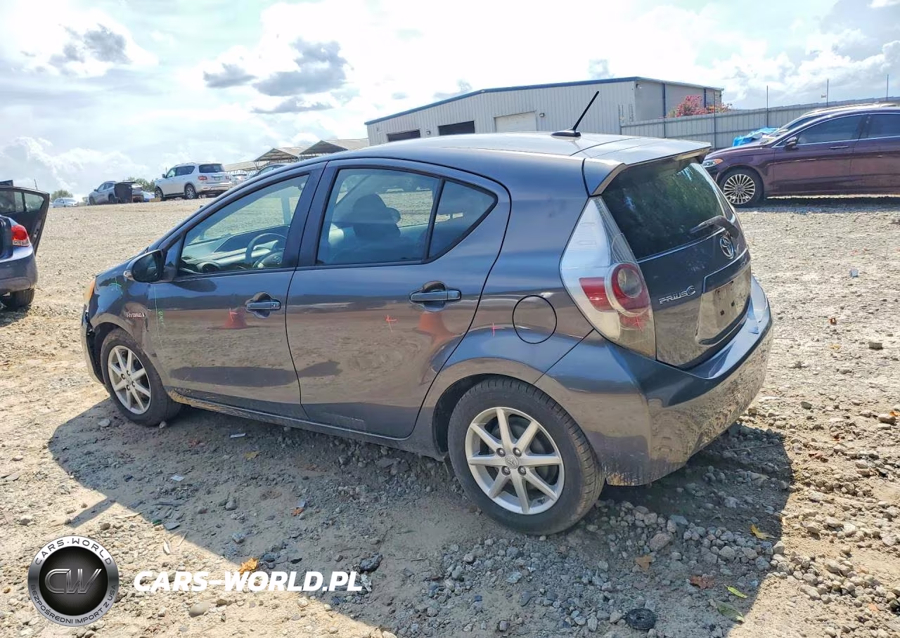 2012 Toyota Prius C Three VIN:JTDKDTB37C1021836 - 2