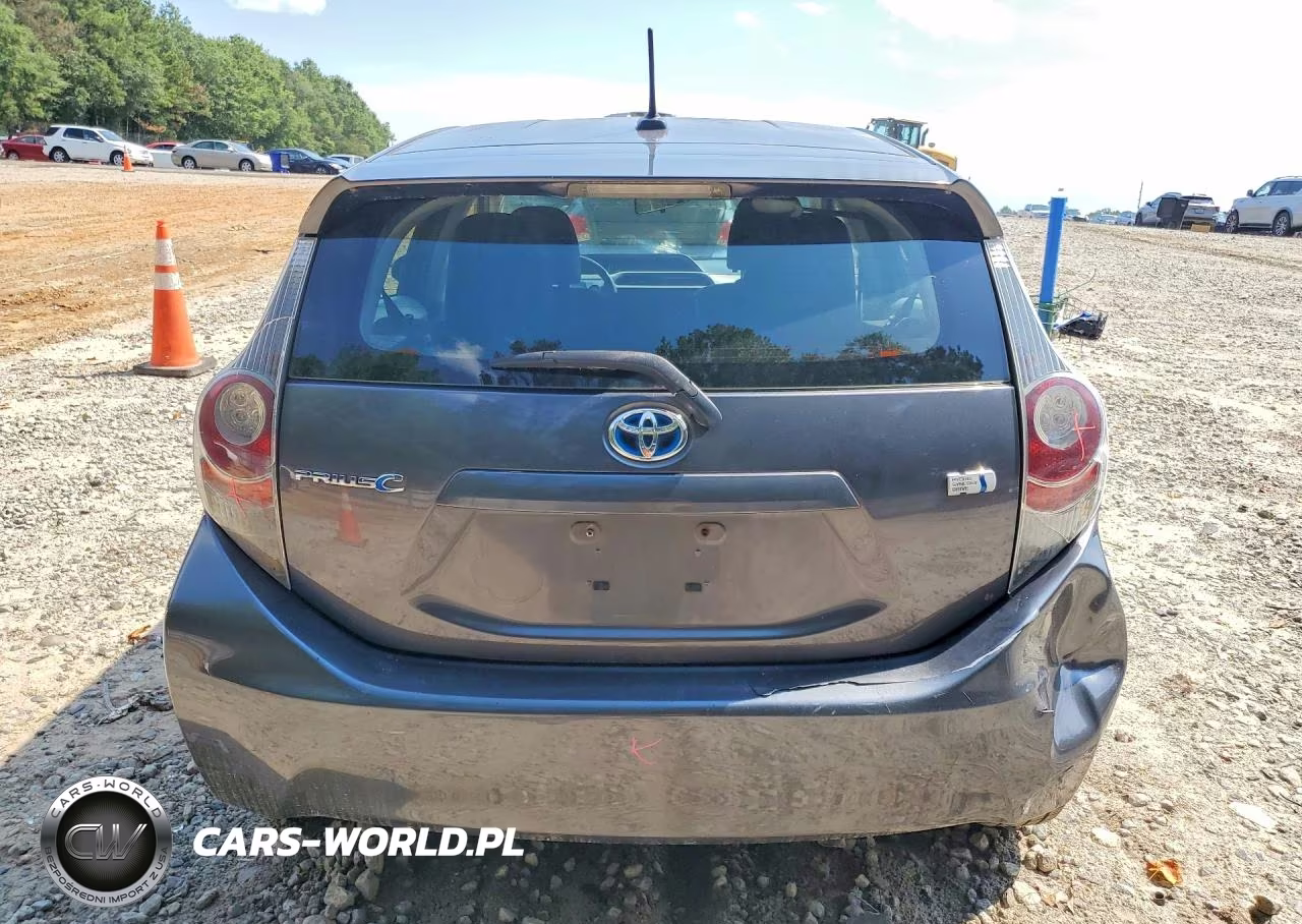 2012 Toyota Prius C Three VIN:JTDKDTB37C1021836 - 6