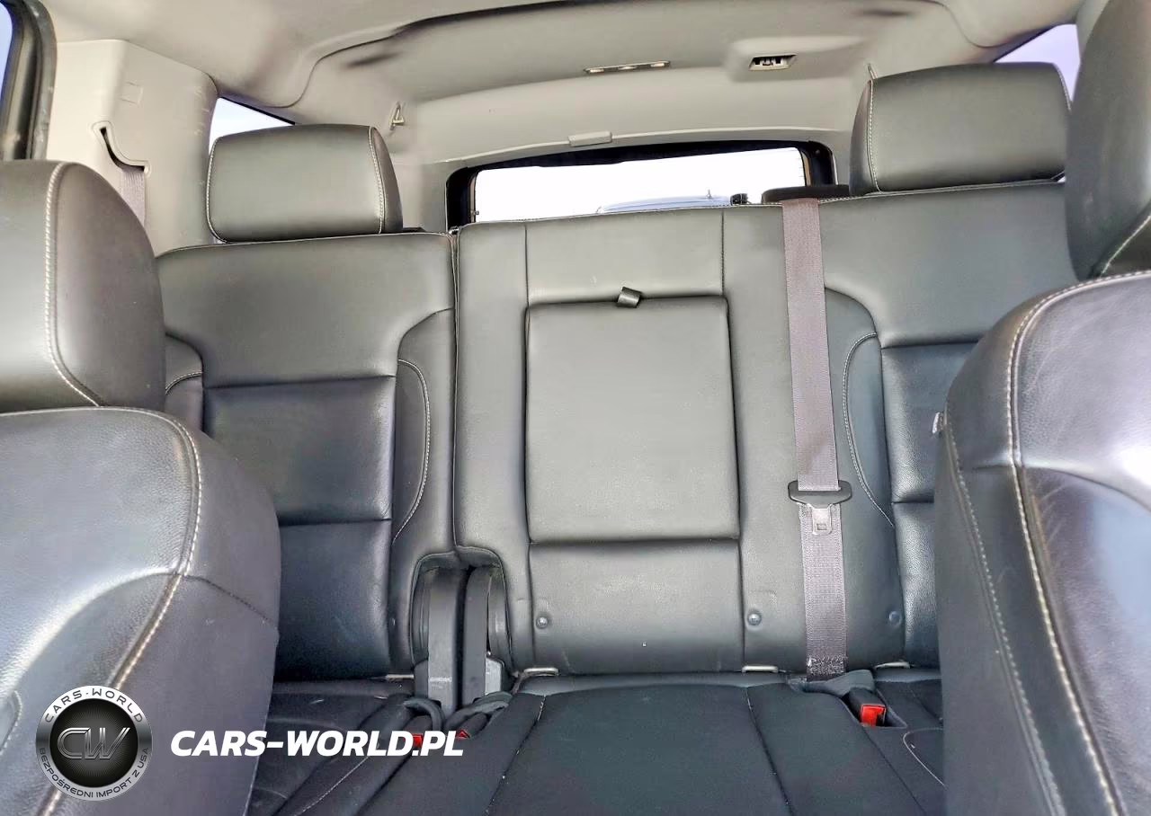 2015 Chevrolet Suburban VIN:1GNSCJKC1FR263171 - 10