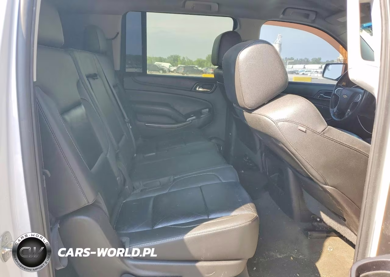 2015 Chevrolet Suburban VIN:1GNSCJKC1FR263171 - 11