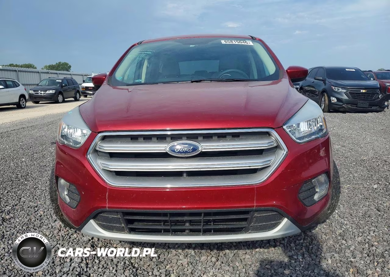 2017 Ford Escape Se VIN:1FMCU0GD6HUC23315 - 5