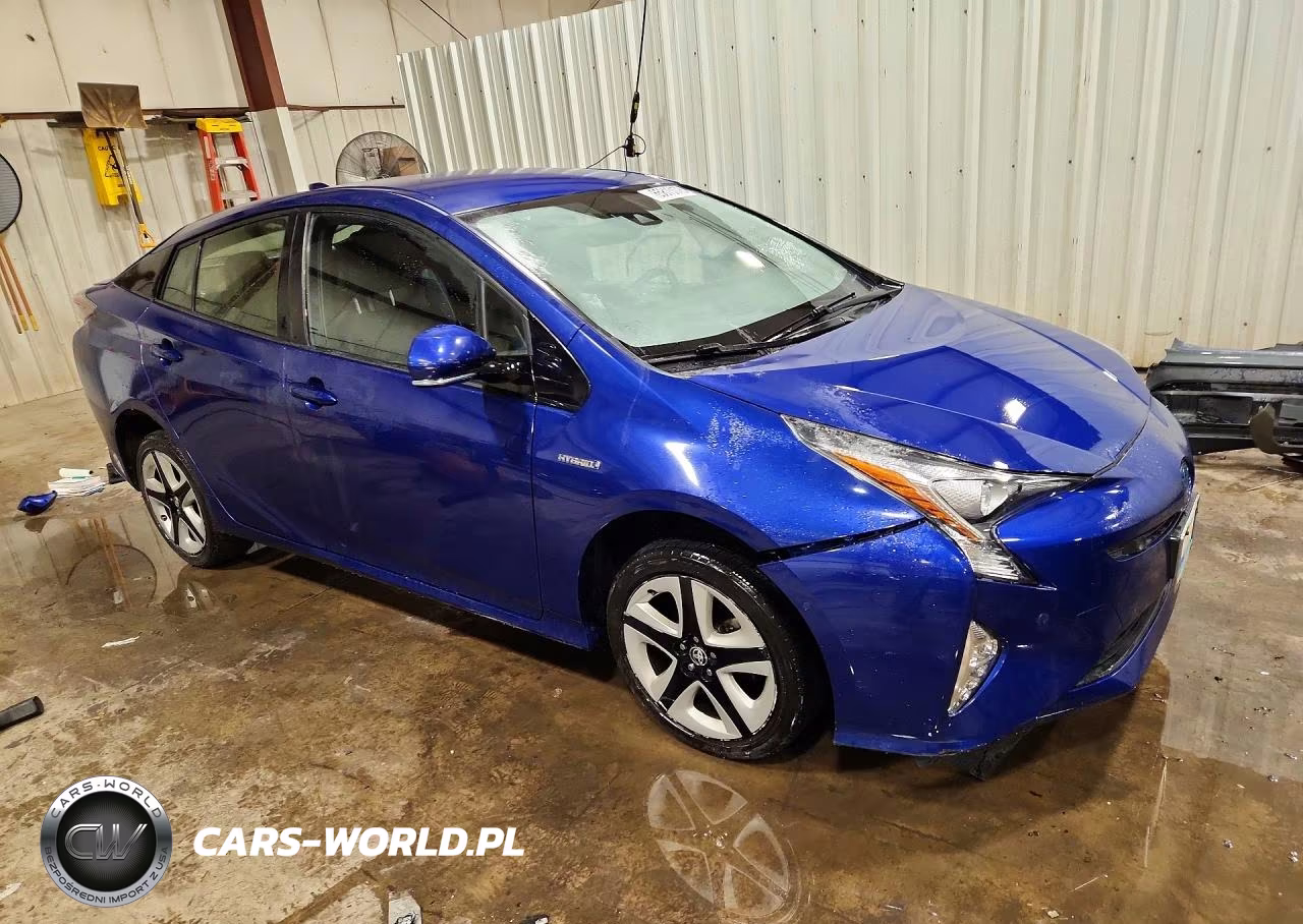 2016 Toyota Prius Four Touring VIN:JTDKARFU0G3523340 - 4
