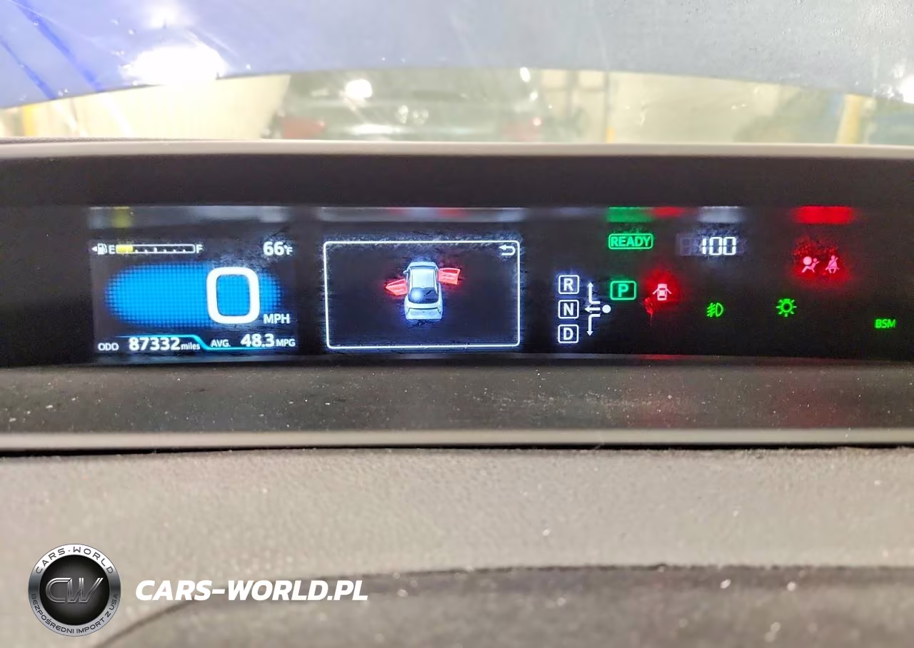 2016 Toyota Prius Four Touring VIN:JTDKARFU0G3523340 - 9