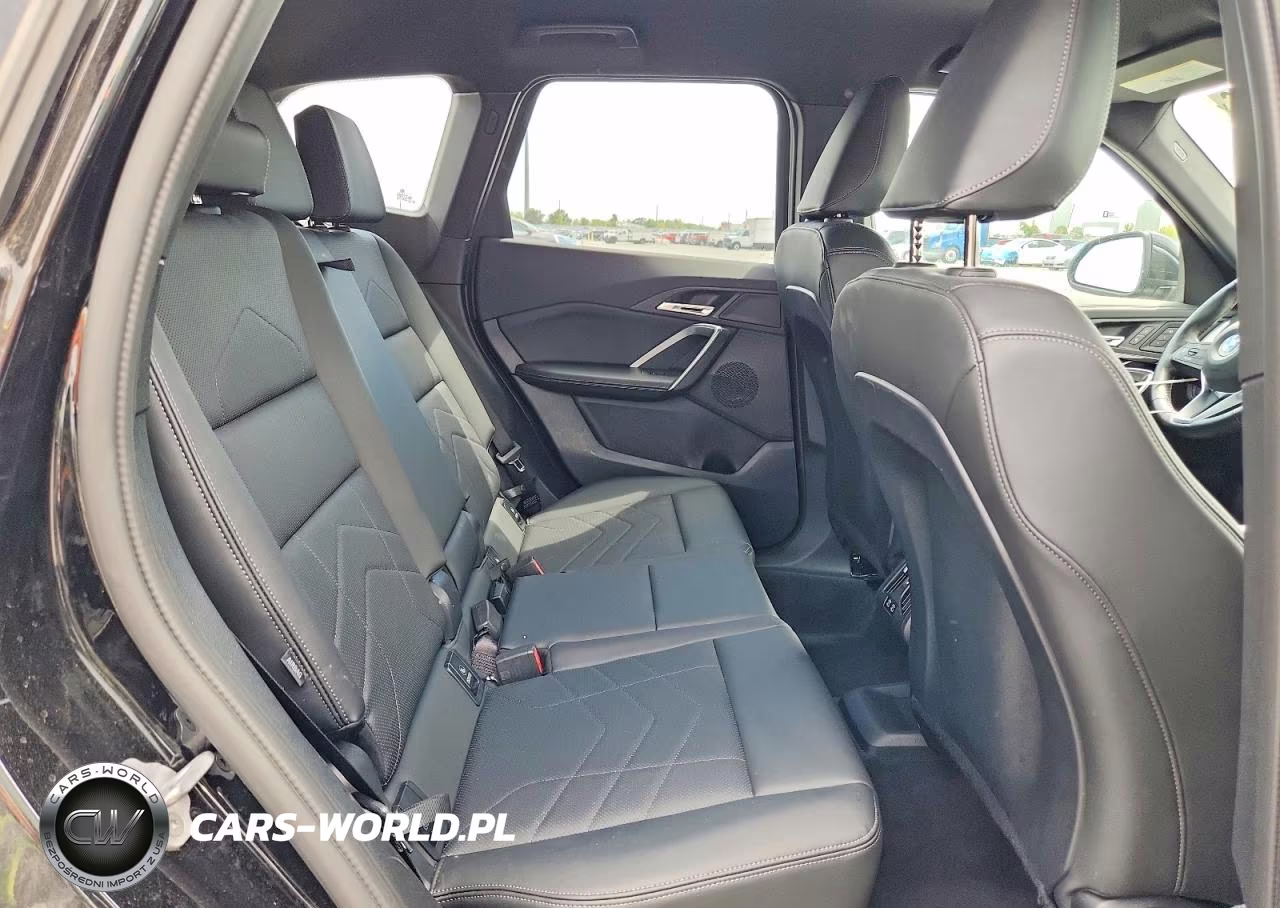 2025 BMW X1 xDrive28I VIN:WBX73EF06S5261104 - 11