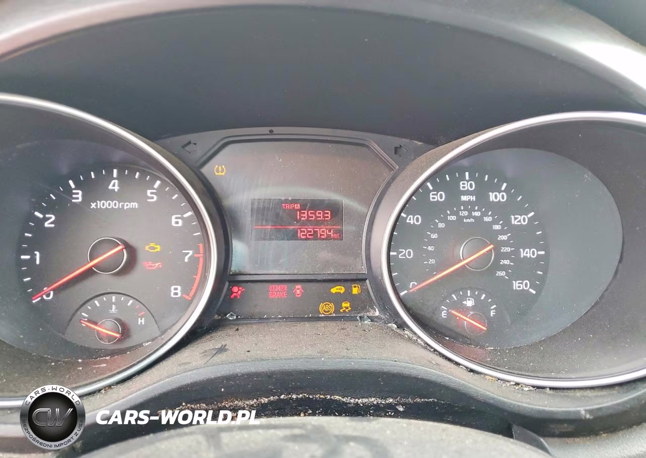 2015 Kia Sedona Lx VIN:KNDMB5C14F6065646 - 9