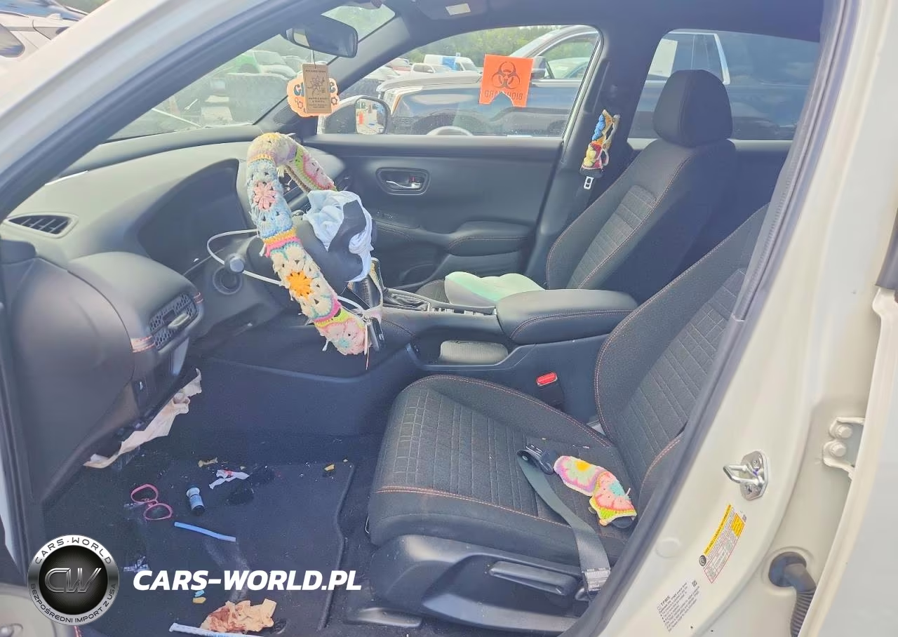 2025 Honda Hr-V Sport VIN:3CZRZ1H57SM752663 - 7